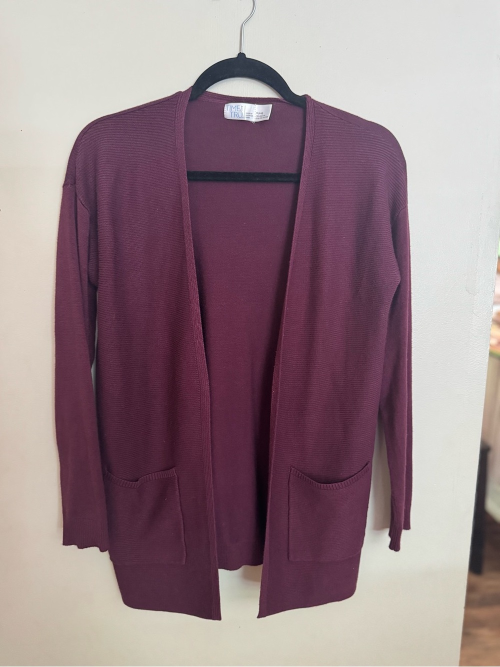 Time and Tru Open-Front Cardigan Sweater in Wine